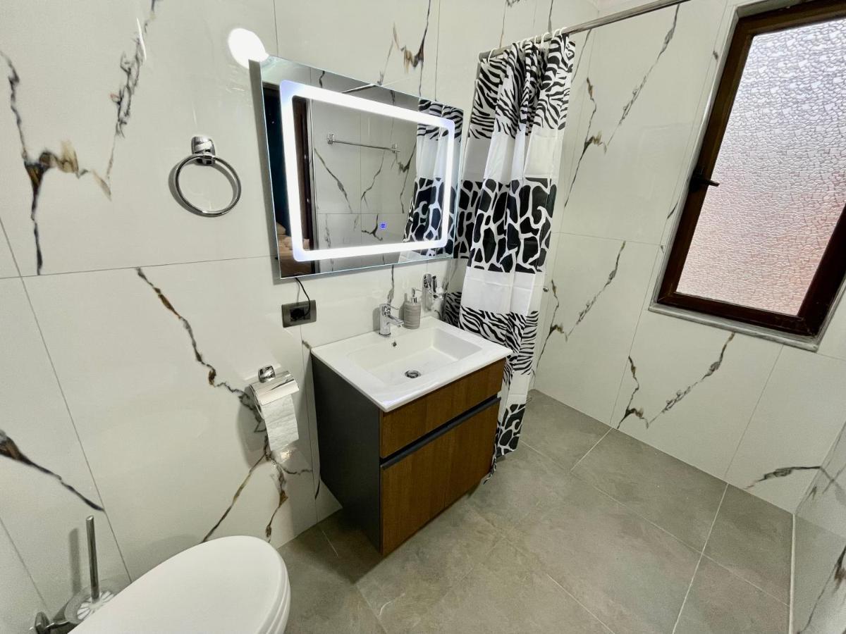 Keon Superb Studio Apartament Tirana Exterior photo
